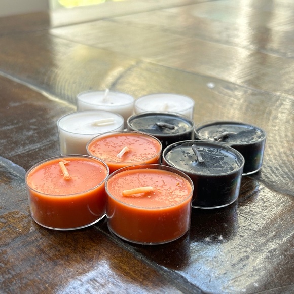 “NEW” clear skeleton tea light candle holder + 9 tea light candles - Picture 3 of 8